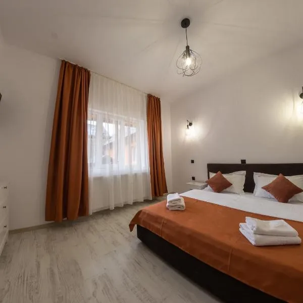 Casa cu Bujori, hotel v destinaci Moieciu de Sus