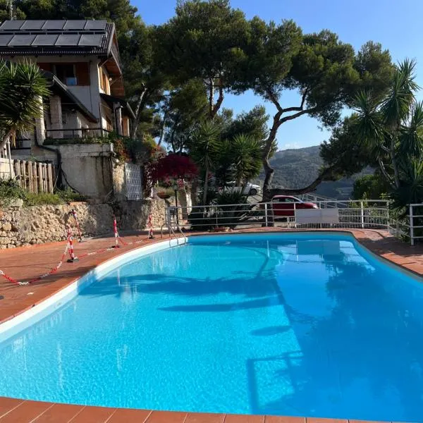 Villaggio Turistico da Tonino, hotel din San Bernardo