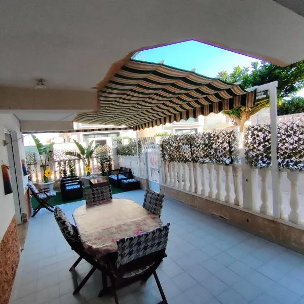 Apartamento Maite, hotel in Guardamar del Segura