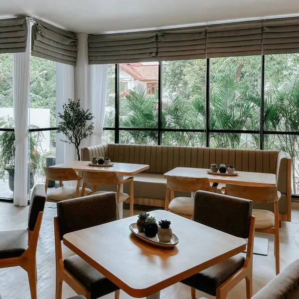 CASA CALMA HOTEL, хотел в Джакарта