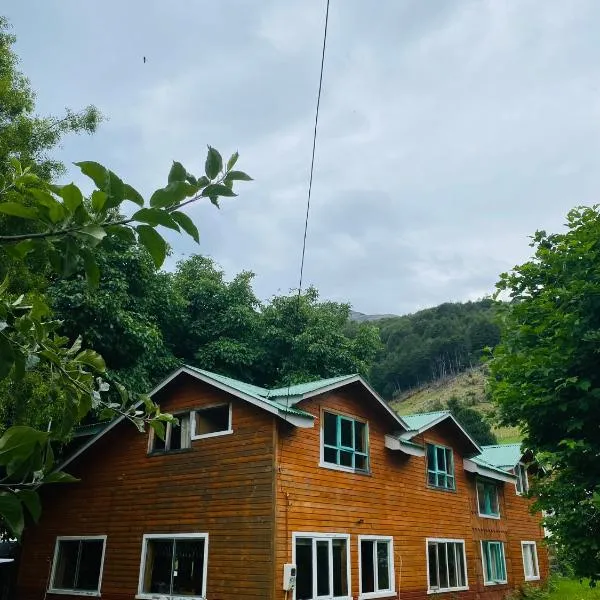 Turismo Rural Los Alpes, hotel en Futaleufú