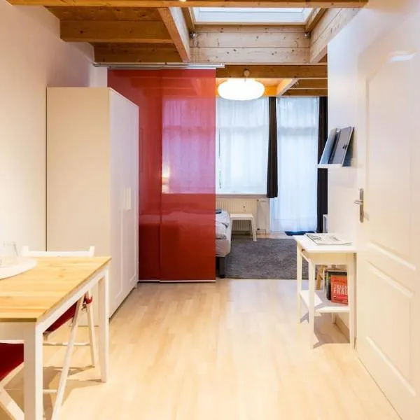 Apartment Wilhelmstr für bis zu 3 Personen, khách sạn ở Brühl