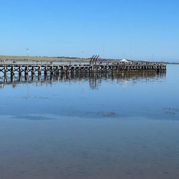 Beachside & Jetty View Apartment 5 - Harbour Master Apt, hotel in Streaky Bay