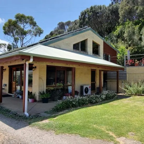 Eastern Reef Cottages, hotel in Timboon