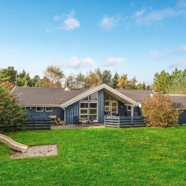 Holiday Home Hindbærvangen Oksbøl Xii, hotel v destinaci Oksbøl