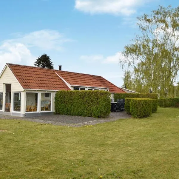 Holiday Home Brenderup Fyn With Fireplace I, hotel in Skovs-Højrup