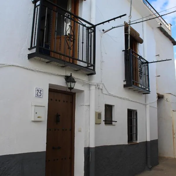 Casa Estrella de las nieves La Alpujarra, hotel di Bérchules