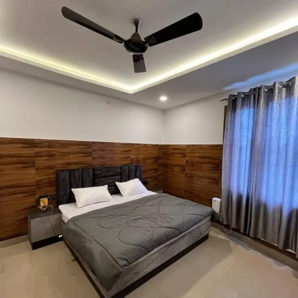 Hotel Shanti Residency, hotelli kohteessa Udhampur