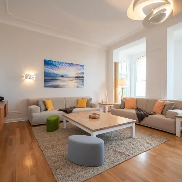 Villa Doctores Wohnung 03 Beletage, hotel in Heringsdorf