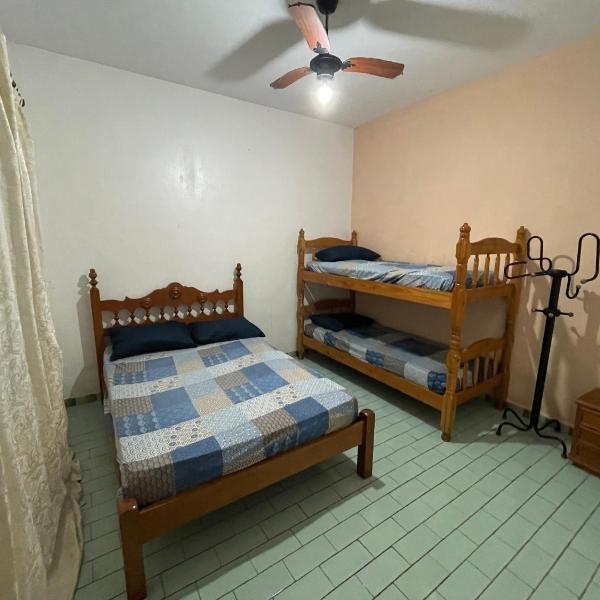 Casa Guilhermina com Piscina e Churrasqueira - Foto 2
