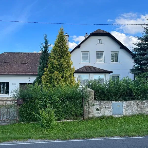 Na Kovárně, hotel v destinaci Bernartice