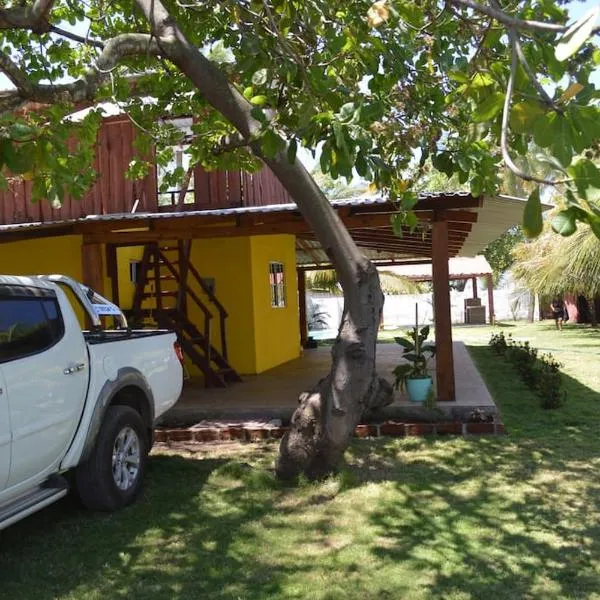 RANCHO BOLMAR. Playa Metalio. Sonsonate., hotel din Los Cóbanos