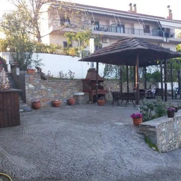 Villa Gialos Rooms, hotel in Velika