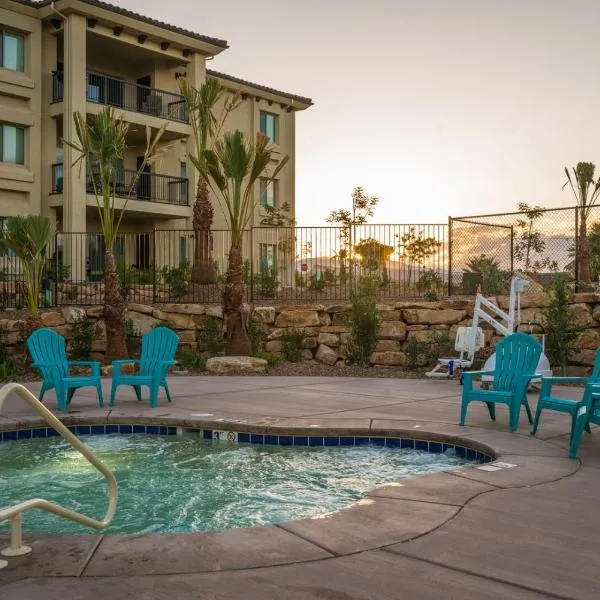 S404-The Penthouse-Fourth Floor 3-bedroom Pool View, hotel v destinaci St. George