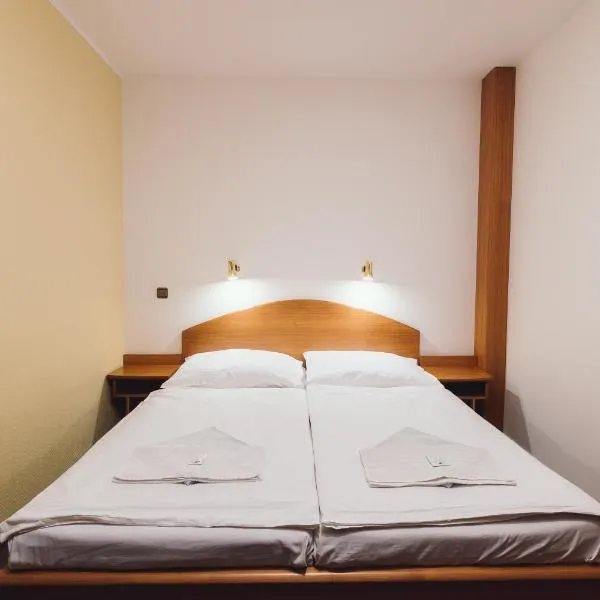 Hotel Annahof, hotel v destinaci Domášov
