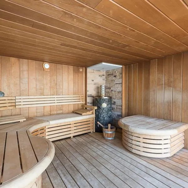 Vlaamse Ardennen Vakantiehuis Casa Caliente met wellness, khách sạn ở Celles