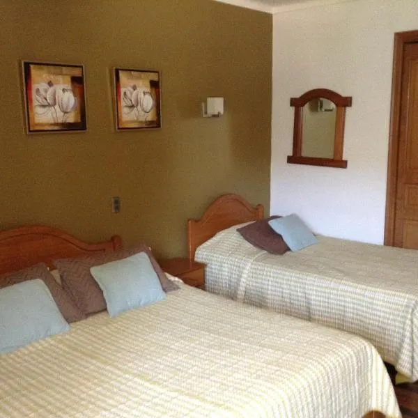 Hostal el Parron, hotel in Machalí