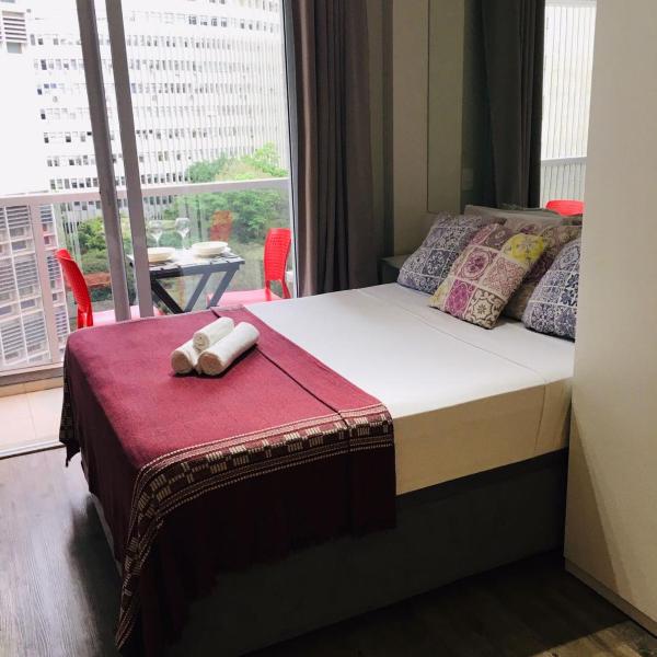 Studio Charmoso com Terraço e Vista!
