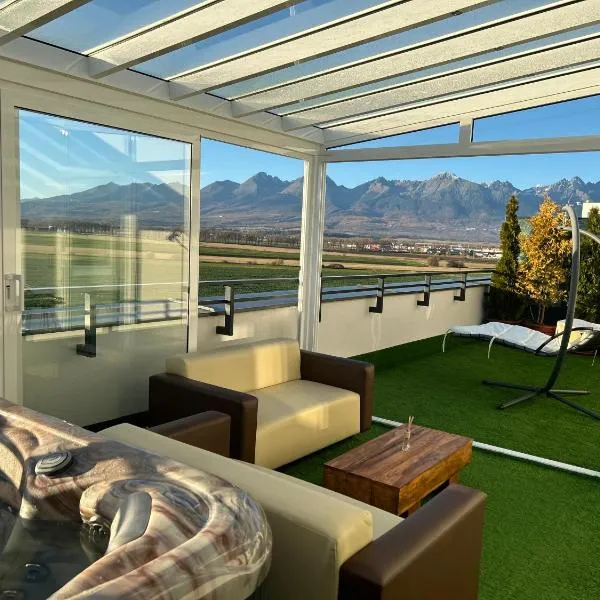 Tatra billetee apartmán s luxusným výhľadom na VysokéTatry a súkromným wellness, hotel sa Poprad