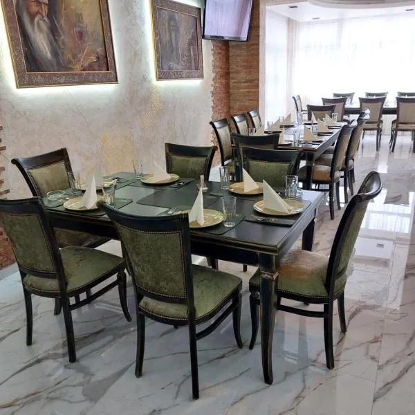 JOKSIM Rooms&Restaurant, hotel in Lukovo