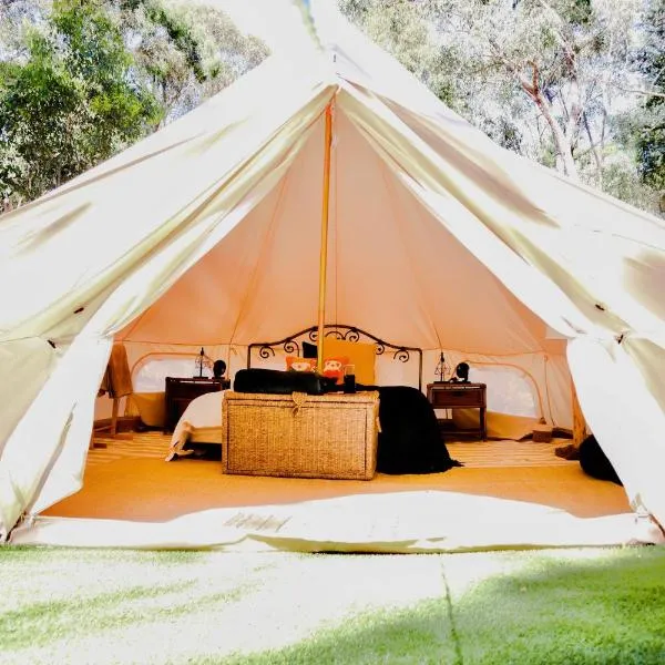 Golden Point Glamping, hotel in Redesdale