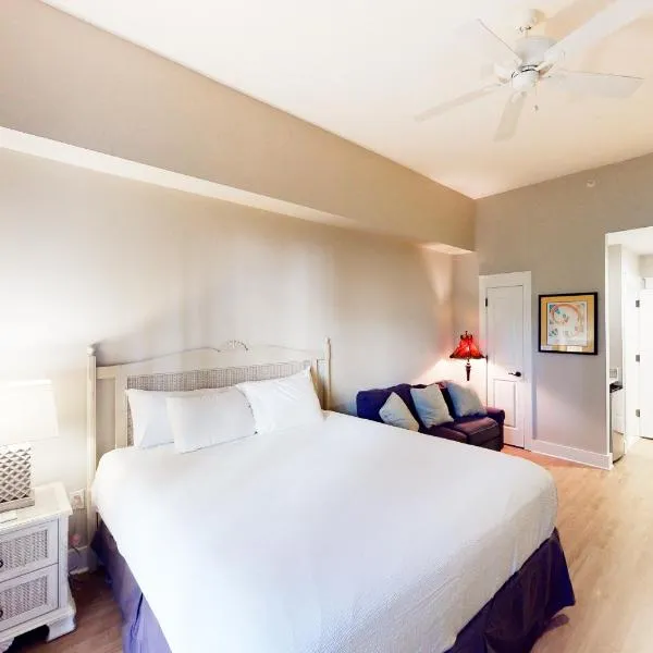 Baytowne Wharf - Pilot House #133, Hotel in Destin