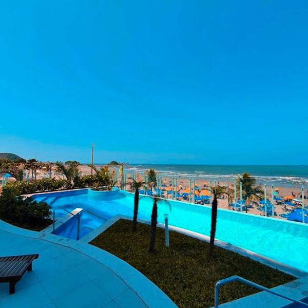 APARTAMENTO PÉ NA AREIA
