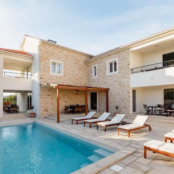 Olive Tree Apartments, khách sạn ở Vodice