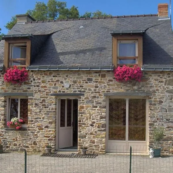 Charmante maison en campagne, hotel u gradu Grand-Fougeray