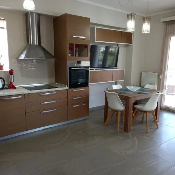 MODERN SWEET HOME WITH AMAZING VIEW!!, hotel in Serres