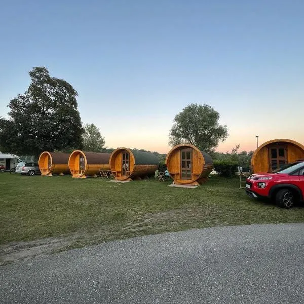 Donaucamping Emmersdorf, hotel di Emmersdorf an der Donau