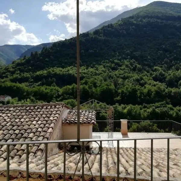 Casa in splendida riserva naturale, hotel v destinaci Pettorano sul Gizio