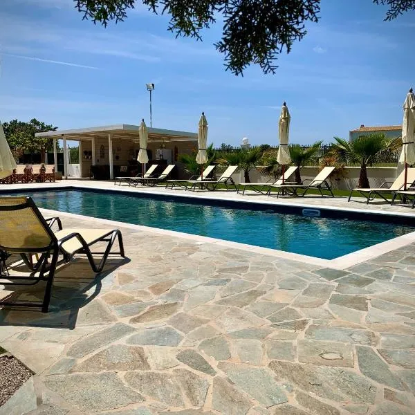 Villa Hylas Luxury Bed & Breakfast Kilada, hotel v destinaci Kilada