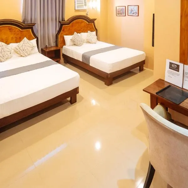 RedDoorz Plus @ Hotel Platinum Occidental Mindoro, hotel in San Jose