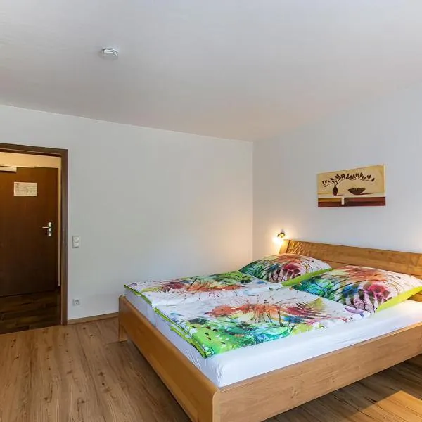 Pension Berglehner, hotel in Bad Griesbach