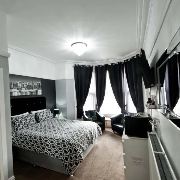 Rossall Guest House Blackpool - Ideal For Families & Couples, хотел в Блекпул