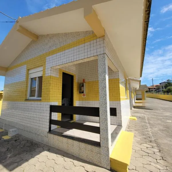 Pousada Genoveva - Apto com um dormitório, hotel in Farol de Santa Marta