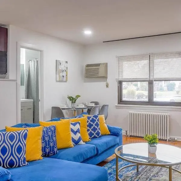 American Dream 10 mins away! Airport 20mins away, hotel in Hasbrouck Heights