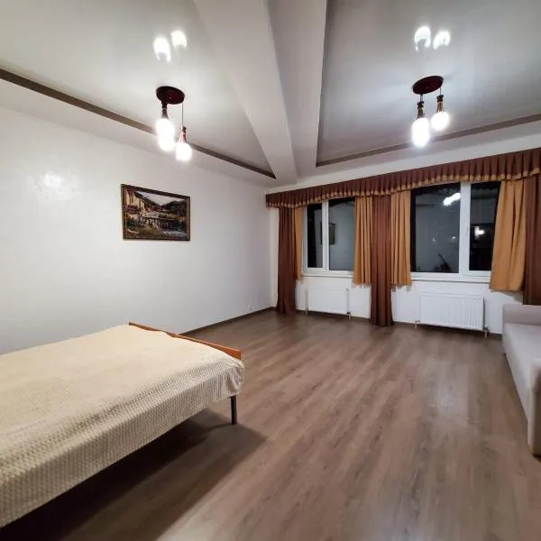 Guest house, hotel a Manʼkivka
