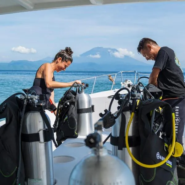 Deep Roots Dive & Yoga Resort，位于珀尼达岛的酒店