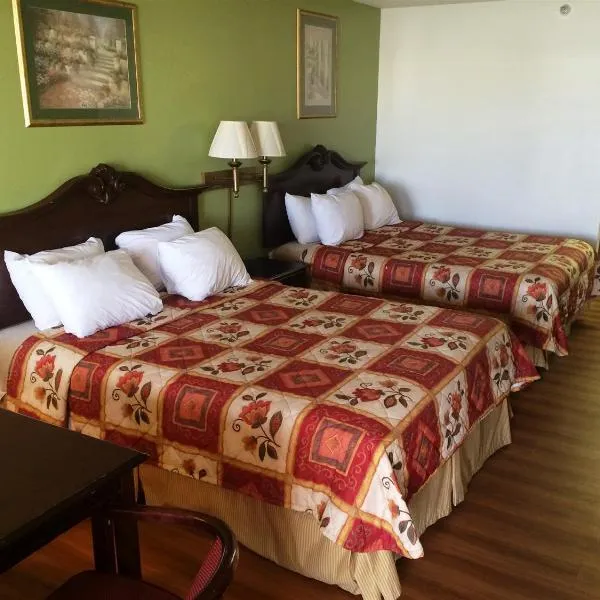 Rodeway Inn: Santa Rosa şehrinde bir otel