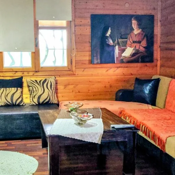 Ikos Olympus - Elegant wooden cabin house near the beach, hotel in Paralia Katerinis
