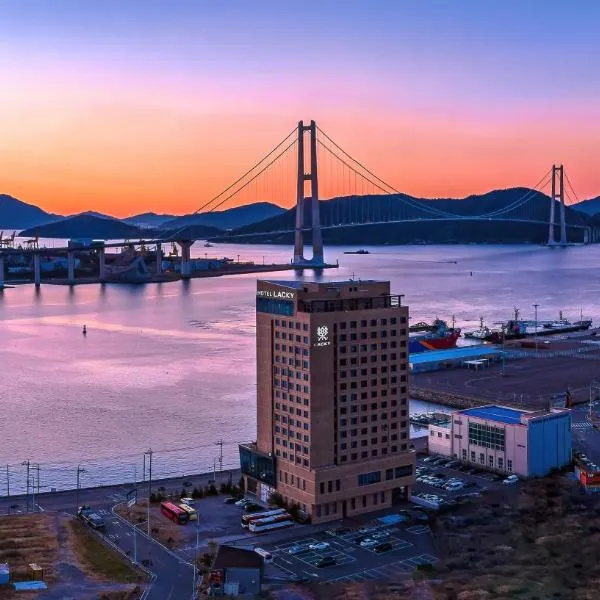 Gwangyang Lacky Hotel, hotel a Suncheon