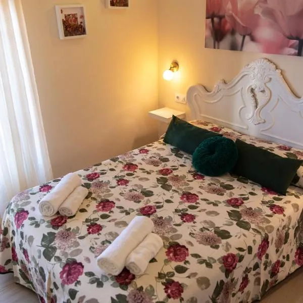 알모도바르 델 리오에 위치한 호텔 Aptos Centro A y B FAMORCAS