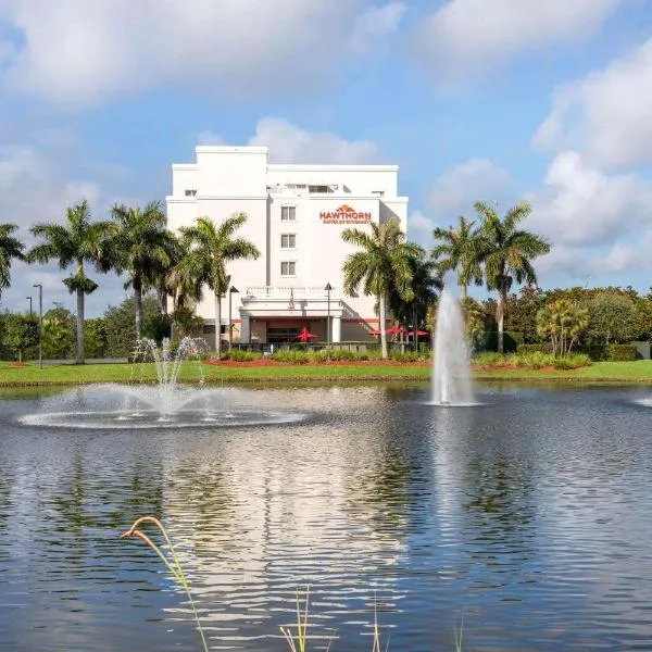 Hawthorn Suites by Wyndham West Palm Beach、シンガー・アイランドのホテル