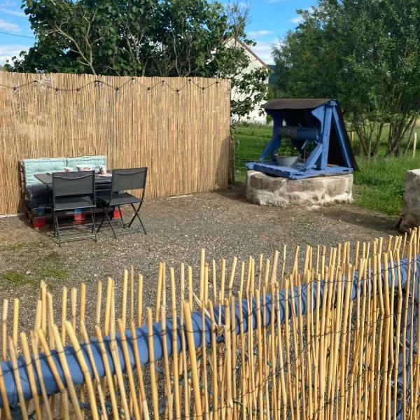 Le Pâtis Karadok - le gîte à la ferme du Karadok'Inn, hotel i Mesvres