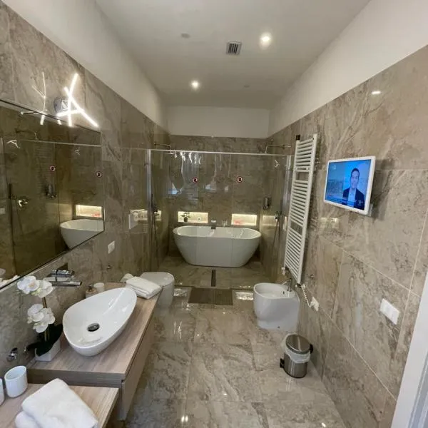 Luxury 3 al duomo di parma, hotel in Parma