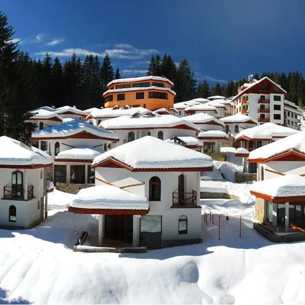 Ski Chalets at Pamporovo - an affordable village holiday for families or groups, khách sạn ở Pamporovo