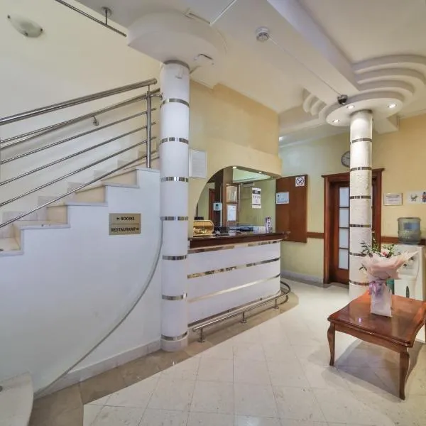 Garni Hotel Koral: Budva'da bir otel