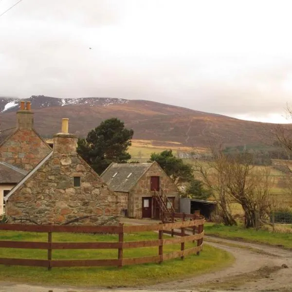 Ben View Aberlour Luxury Barn Conversion, хотел в Аберлор